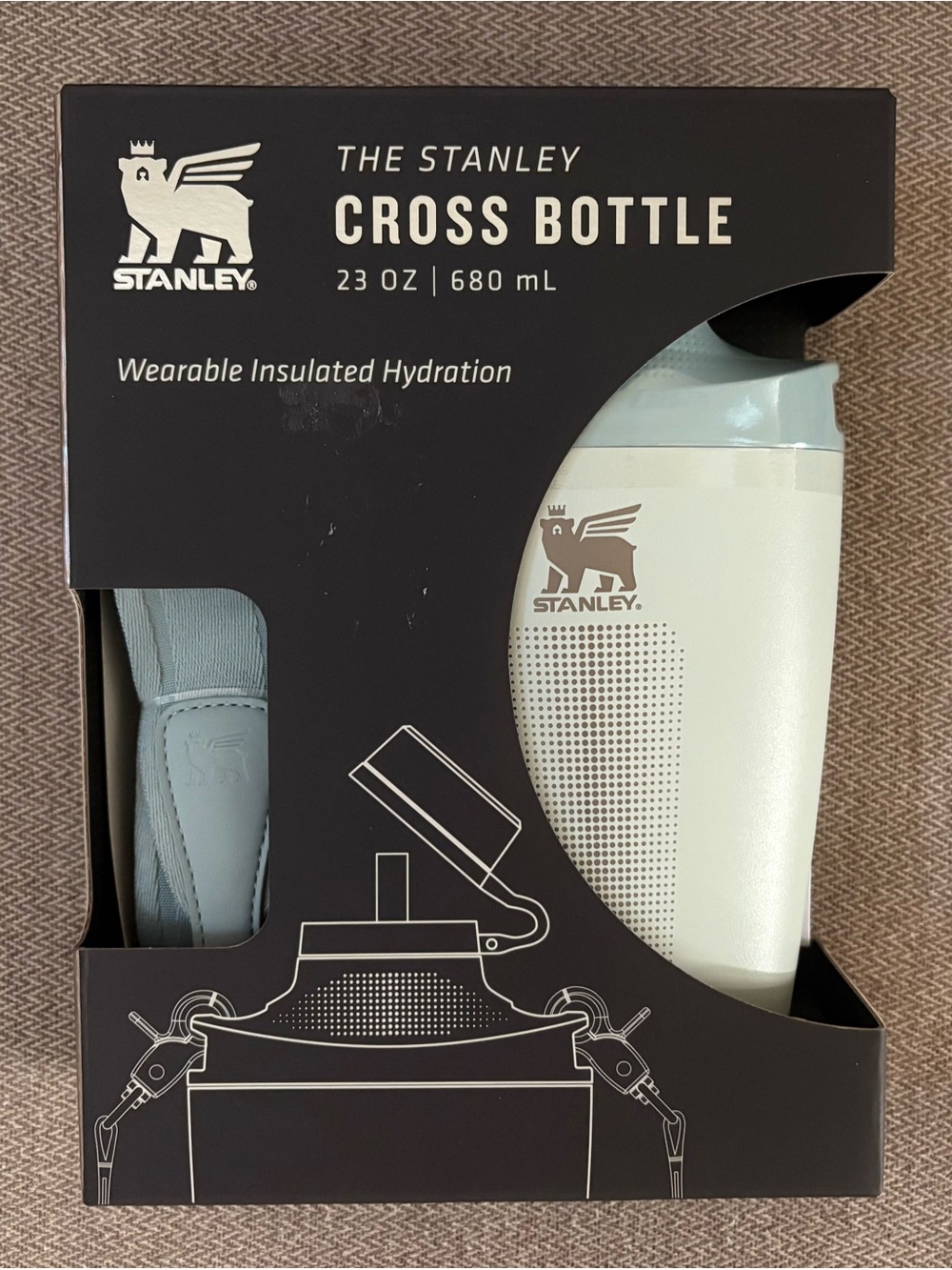 Stanley Cross Bottle 23oz in Pale Mint